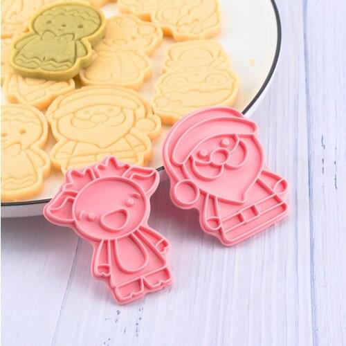 6Pcs/Set DIY Cartoon Biscuit Mould Cookie Cutter 3D Christmas Biscuits Mold ABS Plastic Baking Mould Cookie Decorating Tools2021