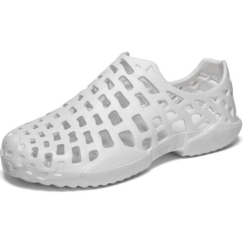 Mens Summer 2021 Hollow Outdoor Casual Slippers Sneakers Women Beach Flat Heel Soft Bottom Sandals Male Jelly Garden Clogs Mule