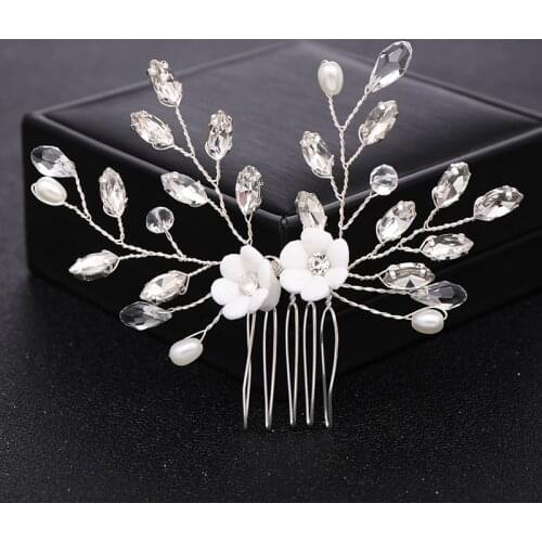 Trendy Flower Pearl Crystal Wedding Hair Combs Hair Accessories for Bridal Headpiece Handmade tiara Women Wedding Hair Jewelry