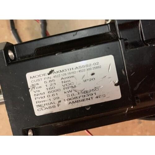 AKM31H-ASSS2-02 USED one , Servo Motor , Good Working