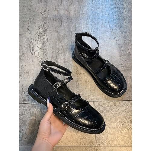 Womens shoes leather shoes 2020 new fashion retro word with flat shoes casual shoes