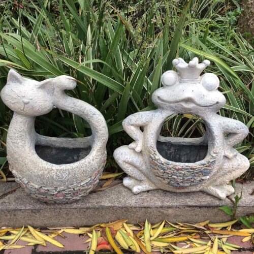 American Country Flower Pot Outdoor Lawn Decoration Villa Plant Gardening Cat Crown Frog Ornaments