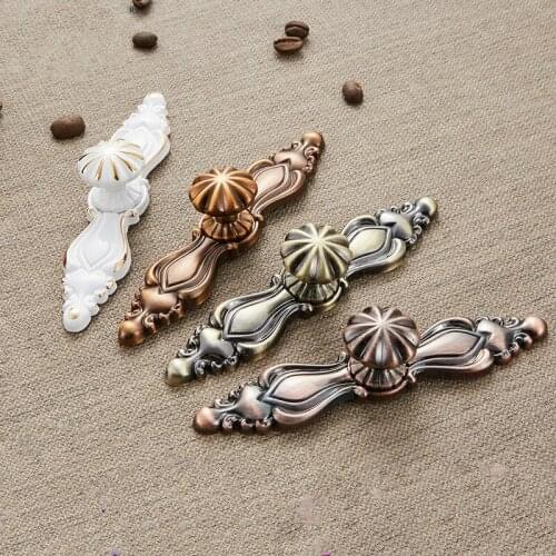 Antique Green Bronze Furniture Handle Classic Kitchen Cabinet Door Handle Single Hole Drawer Knob Zinc Alloy Home Decoration