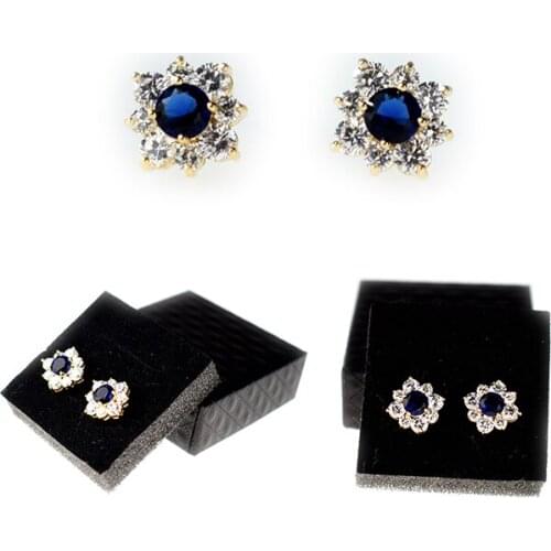 Come On Lady Stud Earrings