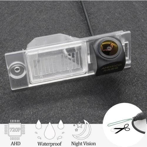 AHD 1280*720 Vehicle Rear View Camera For 3rd generation 2016, 2017 and 2018 Hyundai Tucson SUV Car Reversing Mirror Monitor