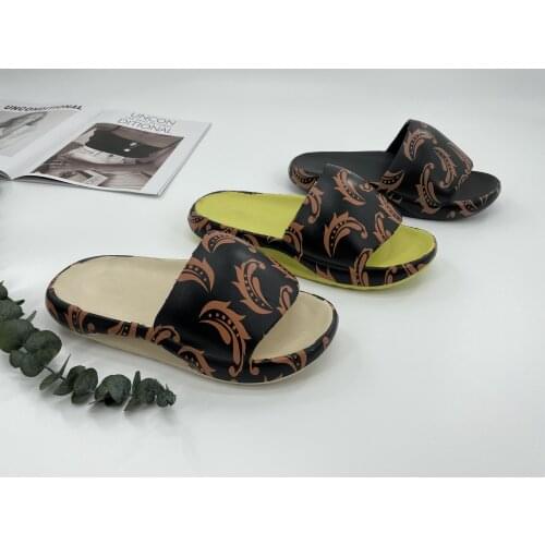 Mens Summer Fashion Outdoor Comfortable Soft Sandals EVA Material Indoor Bathroom Non-Slip Ladies Slippers