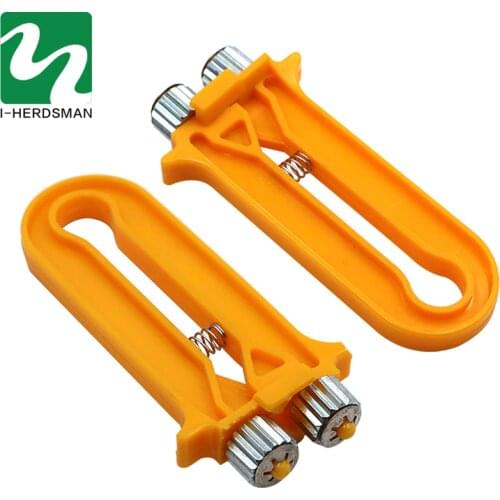 1 Pcs Plastic Bee Wire Cable Tensioner Crimper Frame Hive Bee Tool Nest Box Tight Yarn Wire Beehive Beekeeping Equipment