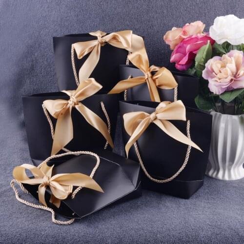 5Pcs New Gift Paper Bag Makeup Packing Tote Handle Package for Boutique Shopping Party Cosmetic Clothing Anti-wrinkle Decor