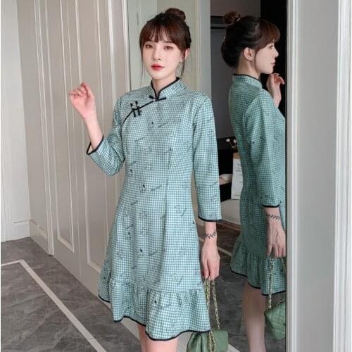Plus Size M-4XL 2021 New Year Green Loose Fashion Modern Trend Cheongsam Dress for Women Qipao Traditional Chinese Clothes CNY