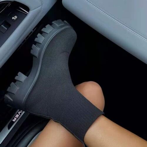 Autumn New Socks Shoes Woman Stretch Fabric Mid-Calf Casual Platform Boots Net Red Knitted Short Boots Women Plus Size Booties