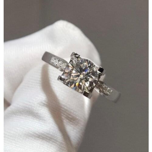 Brilliant Cut 925 Sterling Silver 1 Carat 6.5mm Diamond D Color Moissanite Ring 18K White Gold Plated Party Rings AU750 Stamped