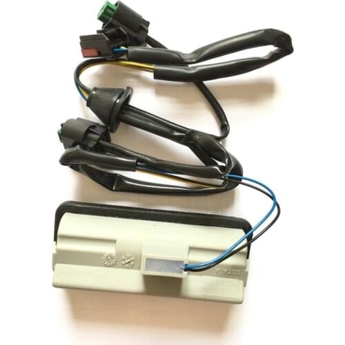 For Land-Rover Freelander LR02 0997 OE LR020997 Trunk Tailgate Lock Release Switch Car Back Release Handle Repair Switches