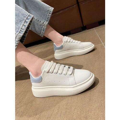 White shoes female summer 2021 new flats Thick bottom casual designer sneaker Comfortable Platform shoes for women high quality