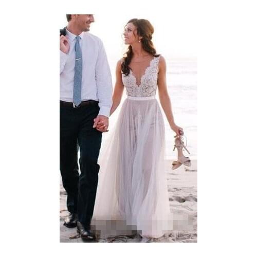 New Arrival 2021 Summer Beach A Line Wedding Dresses Illusion Bodice Lace V Neck Covered Buttons Back Modern Boho Bridal