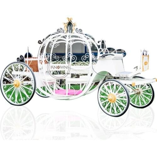 White Color Pumpkin Style Horse Carriage Cart Luxury Level Prinss Wedding Carriages For Sale Can Customized Color