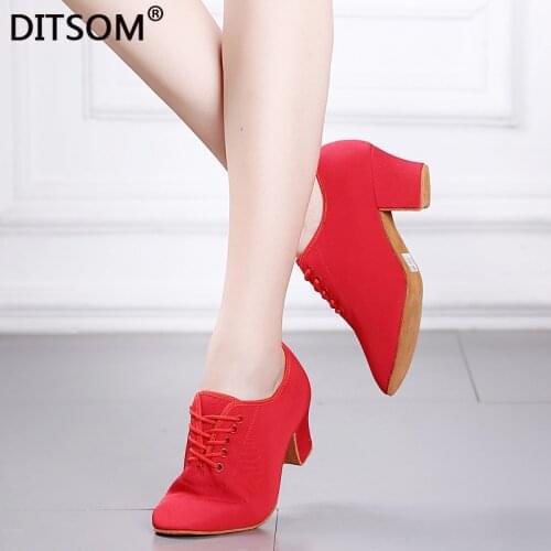 Classic Latin Dance Shoes For Woman Red Black Modern Dance Shoes Sneakers Jazz Ballroom Dance Shoes Training Shoes 5cm Heel