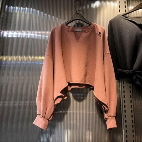 2021 New Arrival Spring Women Casual Loose Long Sleeve V-neck Cotton Short Pullovers All-matched Hole Design Pullovers W607