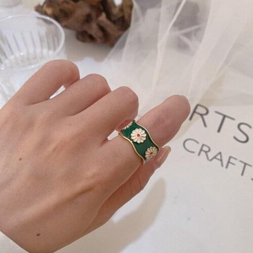 Colored Enamel Little Daisy Opening Ring Retro Fashion Vintage Punk Rock Women Jewelry Birthday Gift Wedding 2021