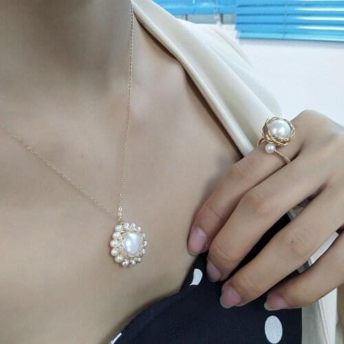 Hot Selling 14K Gold Roll Jewelry Baroque Pearl Necklace Pendant For Anniversary Party Gift