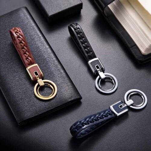 High-end Leather Metal Key Chain Rings Car Key Holder for Toyota Corolla BYD F0 F3 Opel Mokka Dodge Durango Keyrings Car Styling