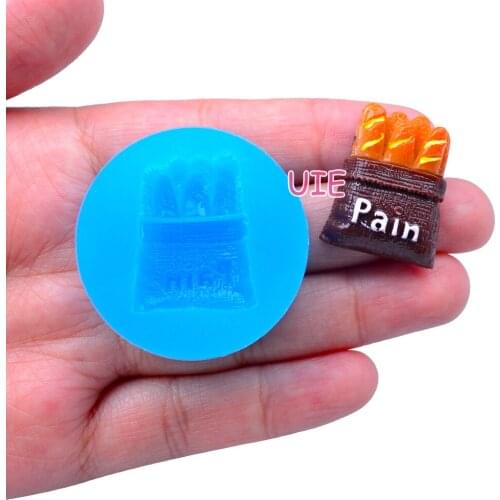GYL475U 26.7mm x 20.1mm A Bag Bread Silicone Mold Fondant Cake Decoration Candy Resin Clay Earrings Necklace Craft Soap Candle