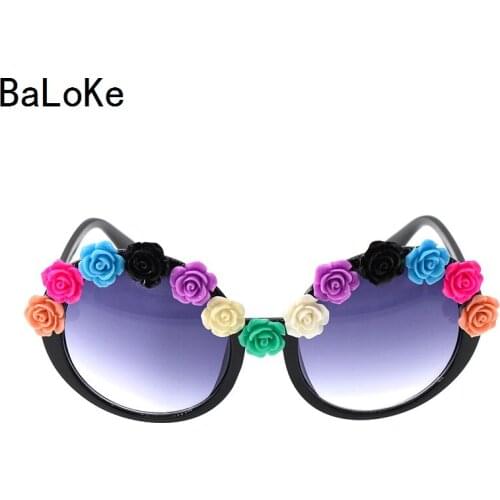 Baroque Sunglasses Women Fashion Black Full Flowers Retro Rose Flowers Round Glasses Brand Designer Casual Sunglasses
