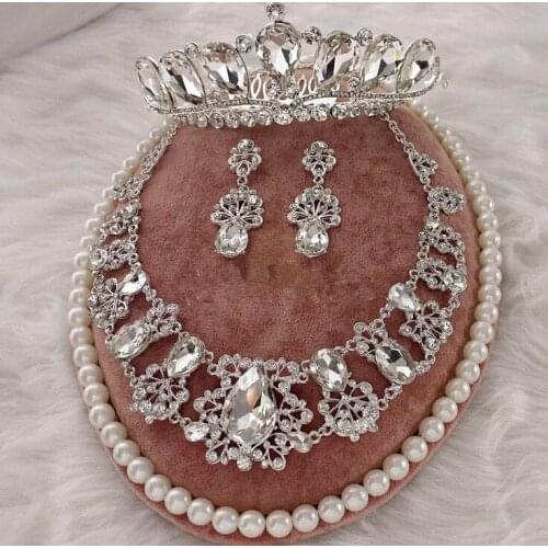 2019 Bling Bling Bridal Wedding Jewelry Sets Crystal Bride Crown Retro Brides Headpieces Head Tiaras Necklace Earring