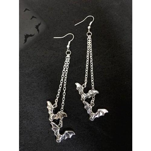 Hanging bat earrings Gothic witch pendant jewelry silver color fashion gift women classical Halloween hilarity