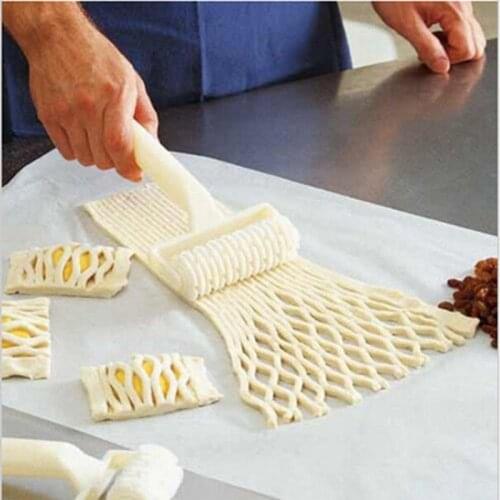 Best Plastic Wheel Knife Embossing Dough Roller Lattice Craft Cooking Tools Large Size Pull Net Pizza Cutters Wheels Accessorie