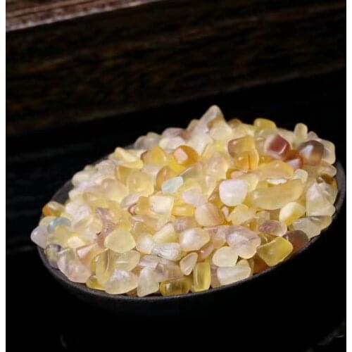 Natural Yellow yingshi crystal crystal mineral macadam beautiful product treatment