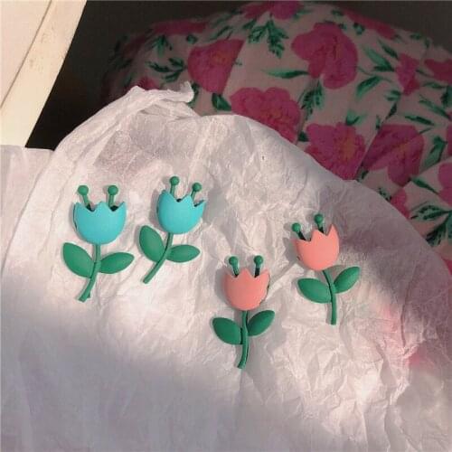 VSnow Korean Fashion Pink Blue Color Tulip Dangle Earring for Women Statement Green Leaf Plant Earring Party Jewelry Pendientes