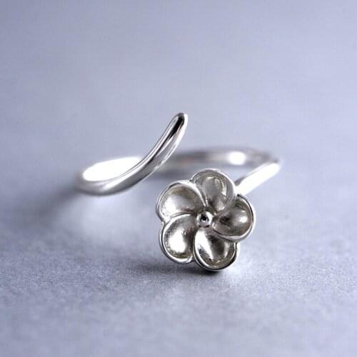 S925 Sterling SV Ring on Korean female flower ring opening minimalist personality for womens fashion gifts