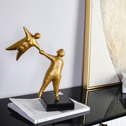 Creative Abstract Character Stand On Marble Hand In Hand Take Me Fly Metal Crafts Living Room Desktop Home Ornament Decor Crafts