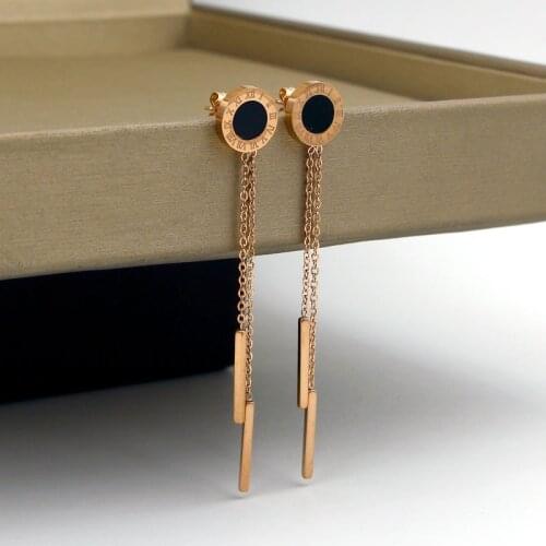 Fashion people titanium steel anti-allergic tassel earrings Roman digital shell black and white hanging double circle KE803