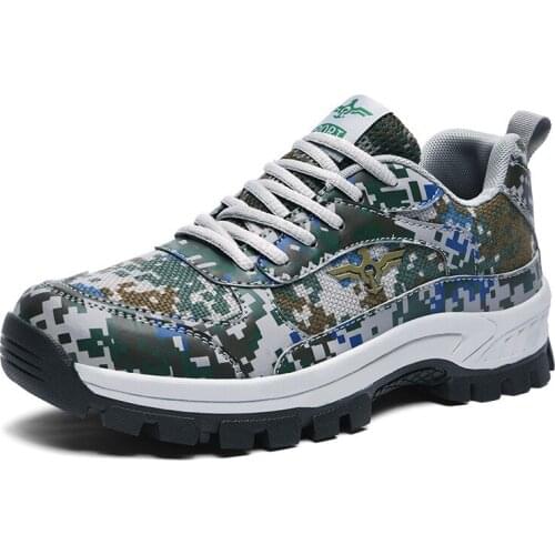 2021 New Unisex Mountain Shoes Anti Slip Outdoor Mens Hiking Sneaker Camouflage Women Trekking Sneakers Designer Climbing Shoes