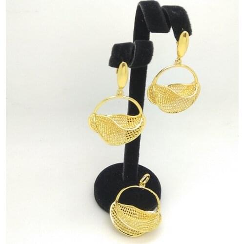 2021 New Gold Color Pendant Earrings For Women Charm Drop Earrings Party Nigerian Woman Wedding African Beads Jewelry Sets