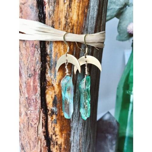 Green Aura Quartz Crystal Earring, Crescent Moon Gold Earrings, Celestial Boho Dangle Earrings, Gold Moon Minimalist Earrings