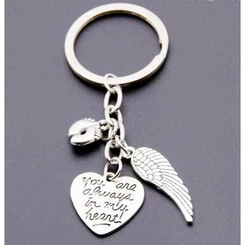 Fashion Mother wings Baby Feet Keychain I Will Hold You In My Heart Charm Keyring Friendship Gift Jewelry Key Chains For Keys