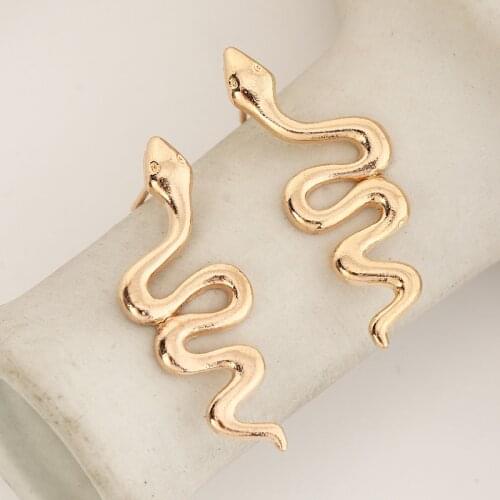 New Arrivals Gold Smooth Snake Stud Earrings for Women Girls Punk Style Earrings Fashion Modern Gold Animals Jewelry Gifts