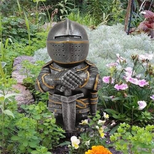 2021 New 15cm Knight Gnomes Guard Cross Templar Crusader Figurine Tall Suit Of Armor Miniature European Knights Sculpture Decor