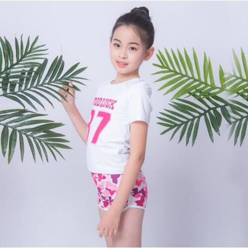 50% off only for the first 5 !New childrens bathing suits, girls, big children, girls, split boxer swim trunks, new swimsuits