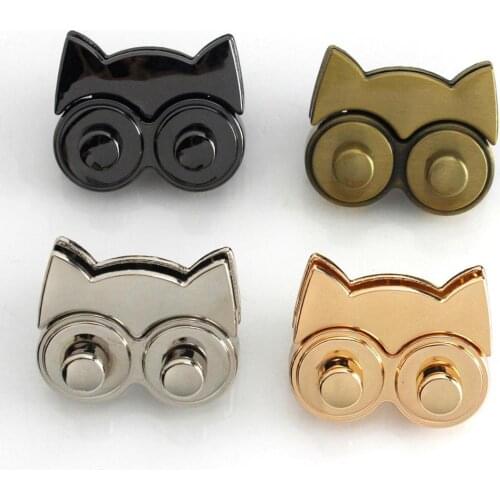1pcs Metal Owl Shape Push Lock Bag Briefcase Spring Lock Snap Decorative Clasps Closure Leather Craft Diy Hardware Accessory