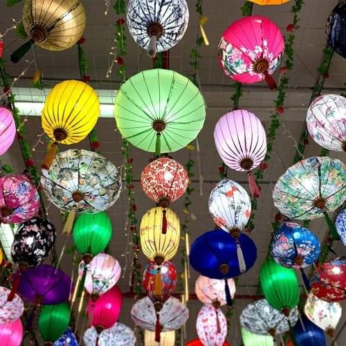 Chinese Festival Lantern Mid Autumn Festival Antique Lantern Hanging Handmade Fabric Flying Saucer Wedding Decoration