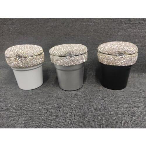 Luxury Diamond Car Ashtray with LED Blu-Ray High Temperature Resistance Auto Cigarette Ashtray Gift for Women Girl