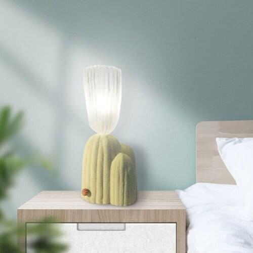 Nordic Cactus Glass Bedside Table Lamp Modern Living Room Decor Bedroom Desk Lamp Art Deco Study Childrens Room Light Fixtures