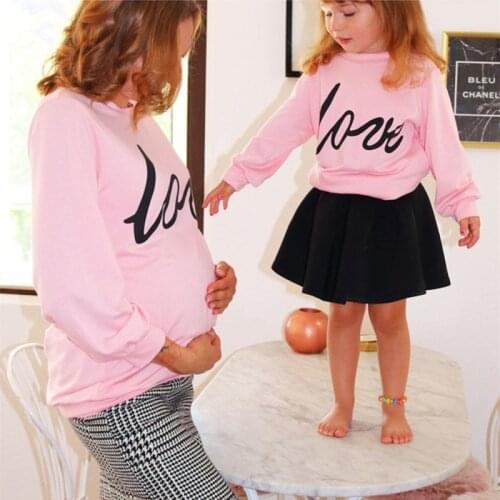 Mom And Daughter Outfits Pink LOVE Printing Parenting Hoodies Mother And Daughter Matching Clothes Maternity Mommy Me Sweatshirt