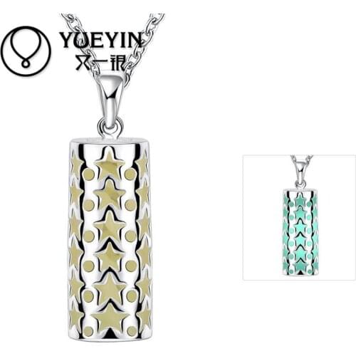 2016 newest silver plated noctilucent necklace pendants fashion jewelry geometric design Blue green light in dark N035-B