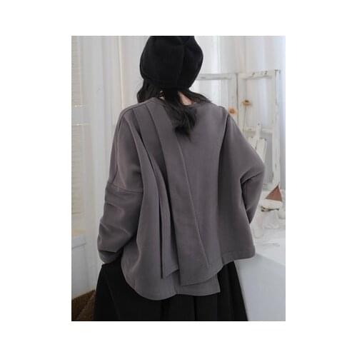 Small Japanese spring new loose Korean version of a long-sleeved sweater back deconstructed stack of gray womens coat