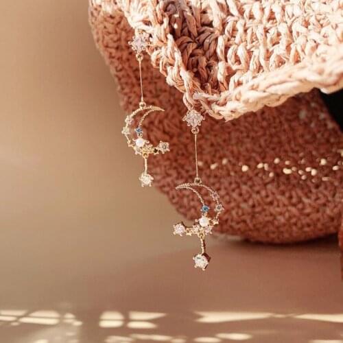 2021 Korean Fashion Jewelry Gold Plated Long Tassel Celestial Pearl Night Sky Star Moon Earrings For Women Wedding Parry Gift