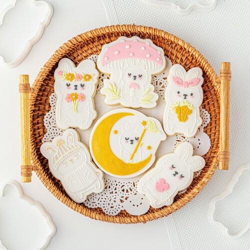 Cute Rabbit Cake Cookie Press Stamp Acrylic Cake Cutter Cake Mould Kitchen Baking Tools Fondant Cake Decoration Embosser Cutter